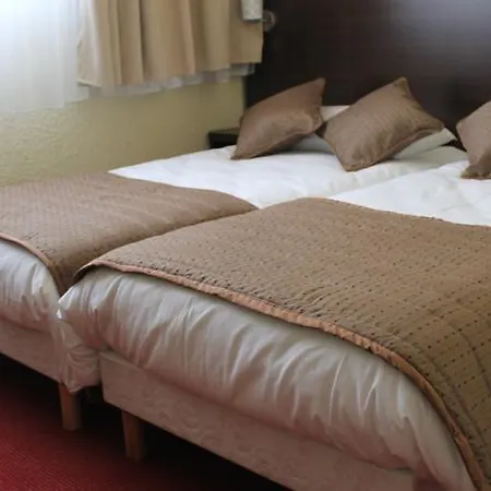 فندق The Originals City, Paris Sud, Orly-draveil 3*