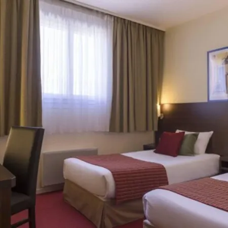 Hotel The Originals City, Paris Sud, Orly-draveil 3*