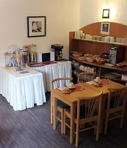 فندق The Originals City, Paris Sud, Orly-draveil 3*