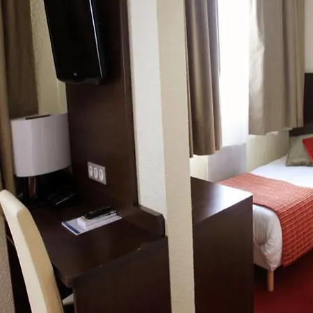 Hotel The Originals City, Paris Sud, Orly-draveil 3*